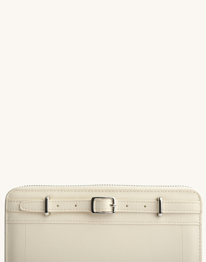 The Token 001 Oat White