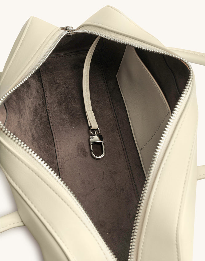 The Keypiece 001 Oat White